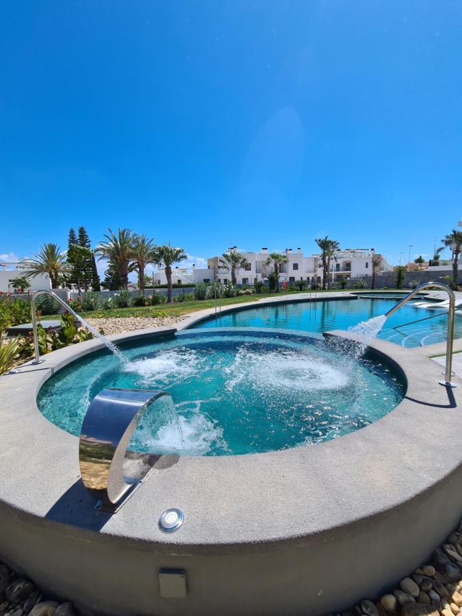Residence Bali Torrevieja Exterior photo